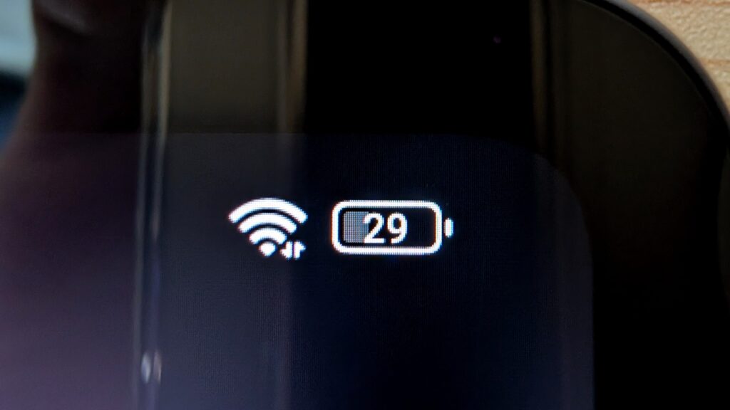 Xiaomi Pad 6S Proのバッテリーアイコンを映した写真。バッテリー持ちを検証する